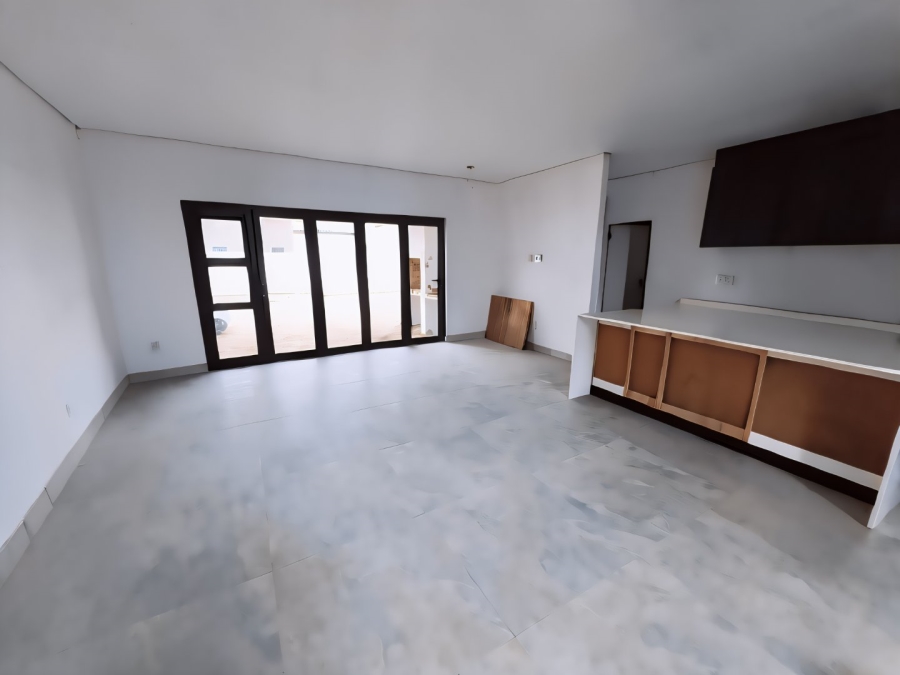 To Let 4 Bedroom Property for Rent in Sandown Western Cape